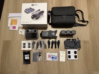 DJI Air 3 (Fly more combo)