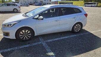 Kia Ceed SW 1.6 CRDi, Výbava Exclusive + Navi + Winter