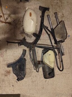 Jawa 90 kros, roadster díly