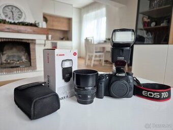 Canon EOS 70D s příslušenstvím