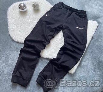 Tepláky Champion 11/12 let + další