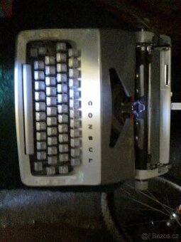 psací stroj