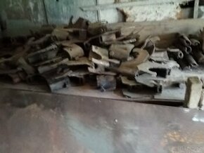 Lešenářské žabky a podstavce