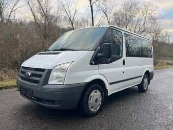 Ford Transit  2.2 TDCI 63 kw r.v. 2011 9 míst 175 000 km