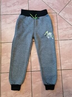 Chlapecké, zateplené kalhoty vel. 98-104 zn. Kugo