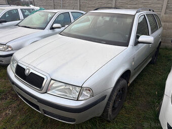 ŠKODA OCTAVIA  1 KAPOTA  9102