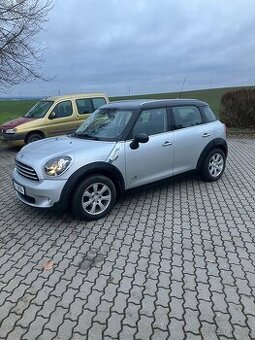 Mini Coopera 1.6D All4 r. v.2013