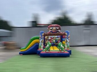 Super Mario 2v1 skakaci hrad/posezónní vyprodej