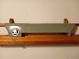 Přední maska na škoda favorit