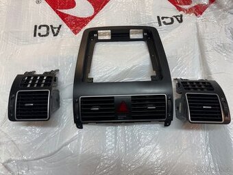 VW Touran 1T3 výdechy palubní desky