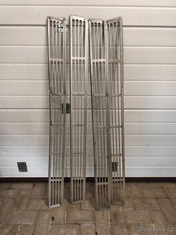 škoda 110r 100 mřížky zadní 4 kusy CENA ZA VŠE