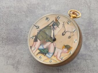 Staré švýcarské hodinky DOXA ve skleněné kouli (těžítko)