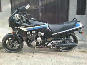 Honda cbx 750