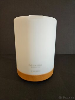 Zvlhčovač vzduchu s aromadifuzérem + éterické oleje