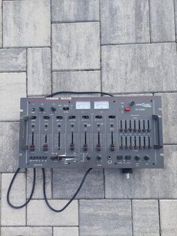 Stereo mixer sound craft SM-3090EV