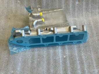 04L129711AC (L , R) Sací potrubí