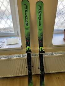 Švýcarské lyže, model 2023/2024 TURTLE SHELL tech. s Vázáním