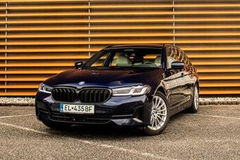 BMW Rad 5 Touring 530e Laser, v Záruke 2026, Adaptive, 4Zone