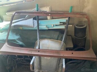 Rám předního okna-Fiat 125... nový