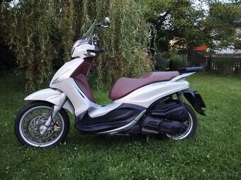 Piaggio Beverly 300 ABS, ČR