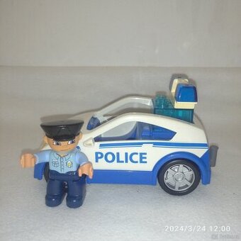 Lego duplo policejní auto a policista ze setu 4963