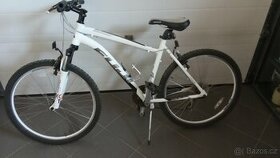 Fuji Nevada 19 "