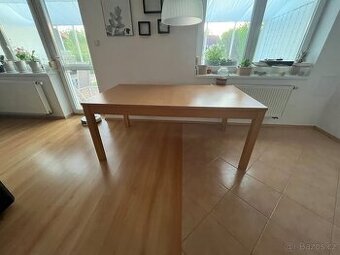 Jídelní stul Ikea Bjursta