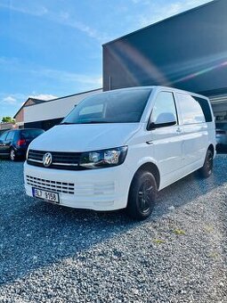 VW TRANSPORTER 2.0 TDI, 2019 Klima, 9 míst DPH