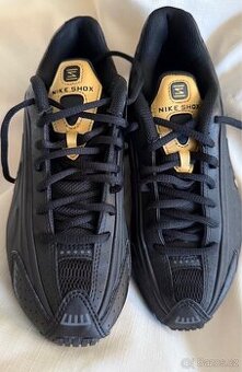 Botasky Nike SHOX R4 vel.38,5 (stélka 24cm)