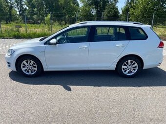 VW Golf Variant combi 1.4 TGI-benzín + CNG, r.v. 2015, klima