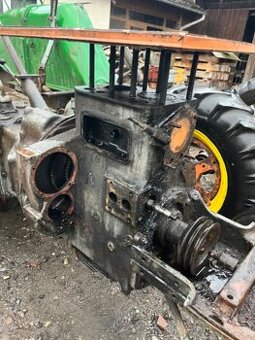Prodám zdravý blok motoru s klikovkou a vačkou na ZETOR25