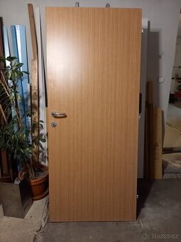 Interierové dveře pravé 80 cm