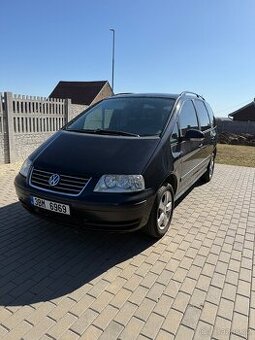 Volkswagen Sharan , 1.9 tdi , 85 kW, r.v.2009 , 7 míst, Rozv