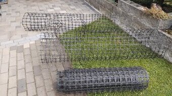 Plastova sit, vystužna mřižka