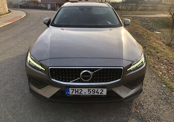 Volvo V60, Cross Country D4 AWD