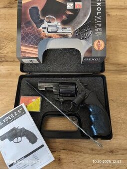 Plynový revolver Ekol Viper 2.5 ráže 9mm.
