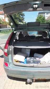 Nissan almera tino