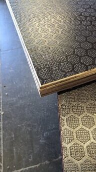 Překližka podlahová, vestavba