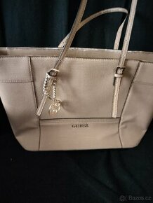 Guess kabelka