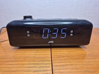Elegantní radiobudík JVC RA-E211B s velkým LED displejem
