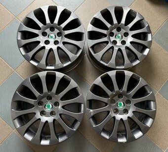 originální alu kola Škoda 16", rozteč šroubů 5x100