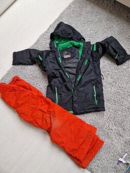 Komplet lyžařská bunda + oteplováky 140–145 cm / 10 let