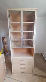 Sada nábytku, Český Brod