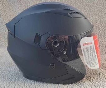 Přilba na motorku nebo skútr. Se sluneční clonou. Černá.Nová