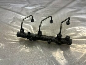 VSTŘIKOVACÍ LIŠTA 3.0 TDI 165/171KW 059130090 - 1