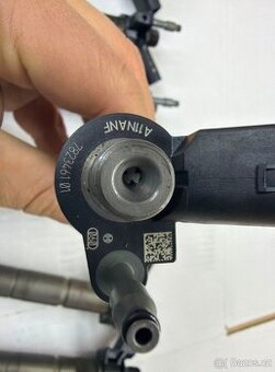 Vstřikovače BMW 535d F10 F11 N57Z – BOSCH – OEM 13537823461