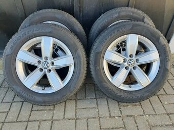 Alu kola vw 5x112 r17 6,5j et38 zimni pneu 215/65/17