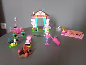 Lego Barbie mega block - Barbie na chatě