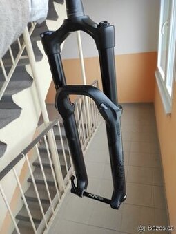 Vzduchové vidlice pro kola 27.5"-29" pevná osoba 15.
