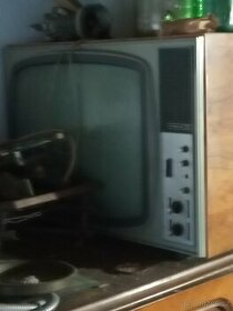 Televizor